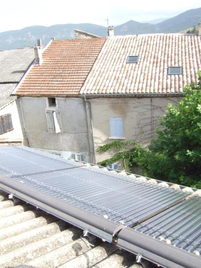 Une Maison Dans Le Village Ribiers Zewnętrze zdjęcie